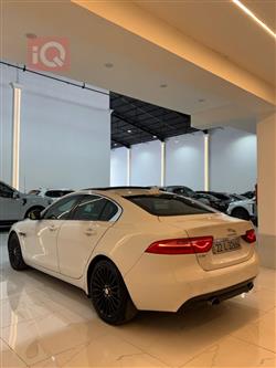 جاكوار XE